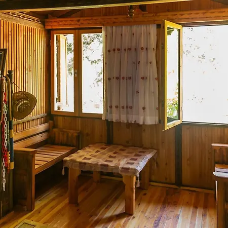 Dağ evi Feslikan Chalet Antalya