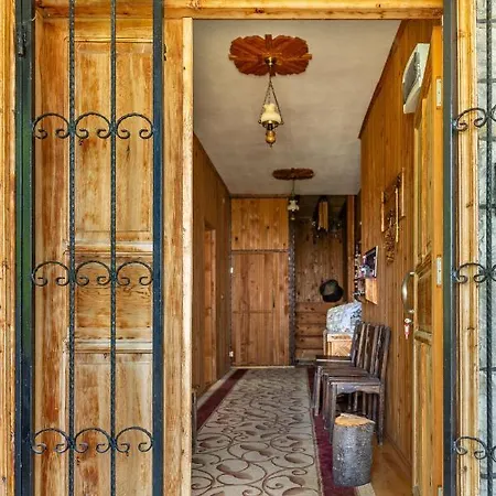 Dağ evi Feslikan Chalet *